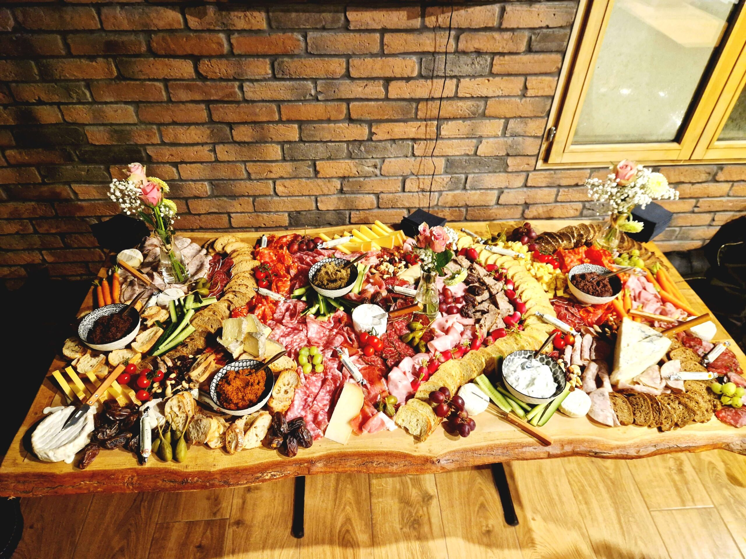 Buffet italien charcuterie et fromages